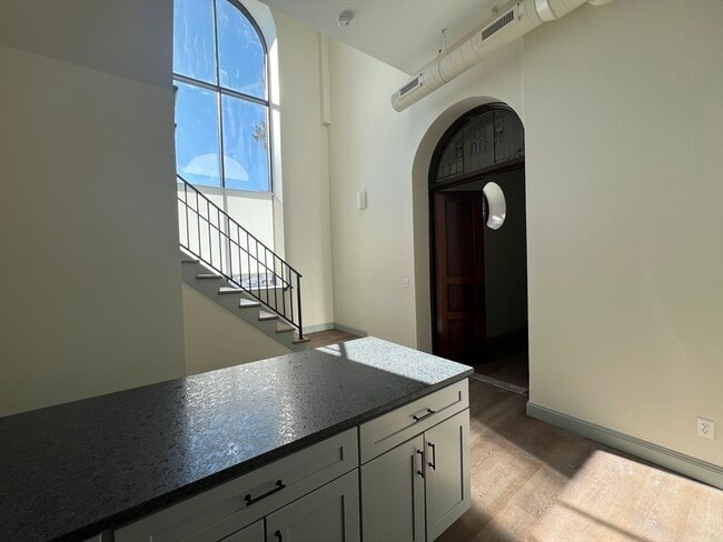 Photo - 160 Seabury St Unidad 37