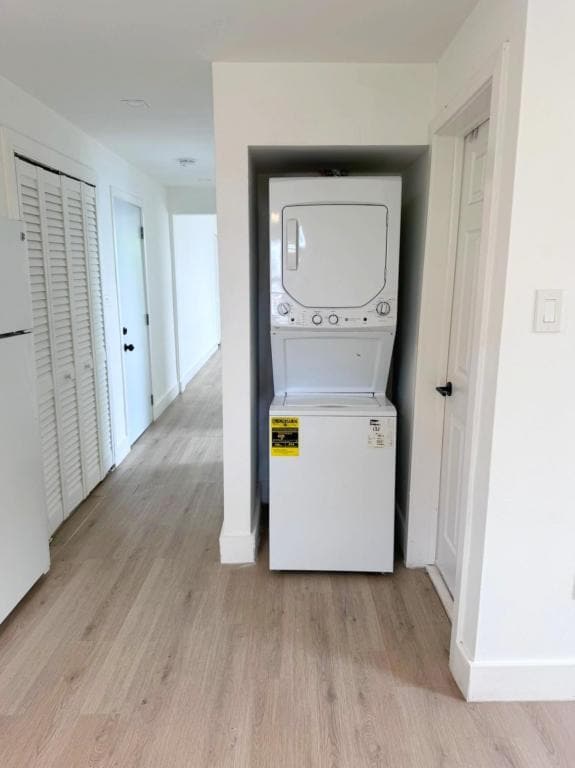 Photo - 445 SW 3rd St