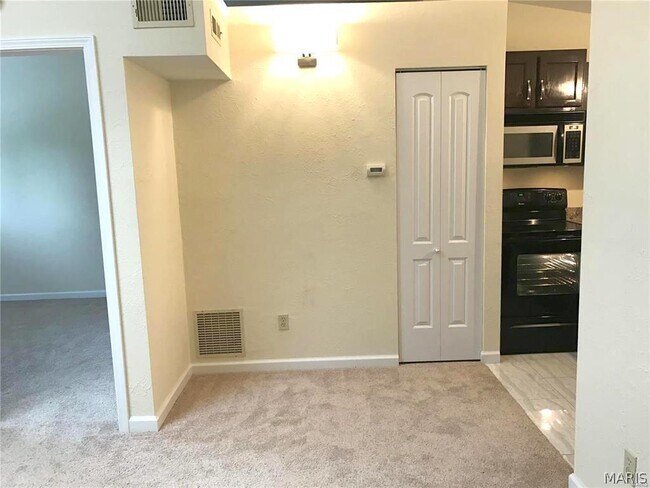 Photo - 86 Peachtree Ln