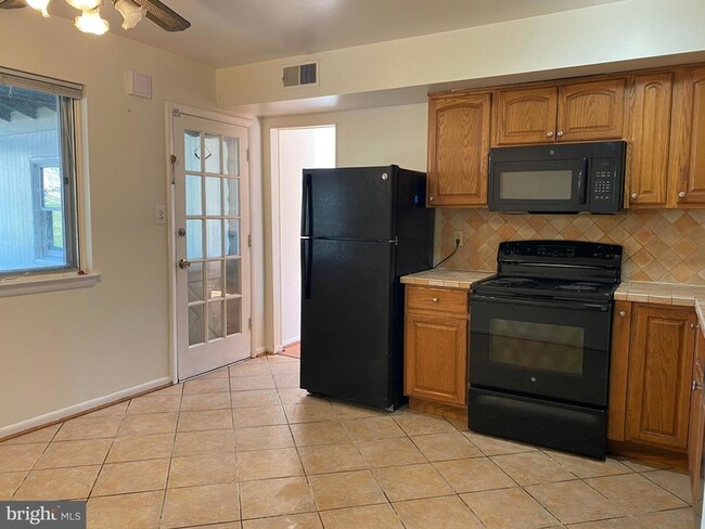 12909 Chathlake Ln