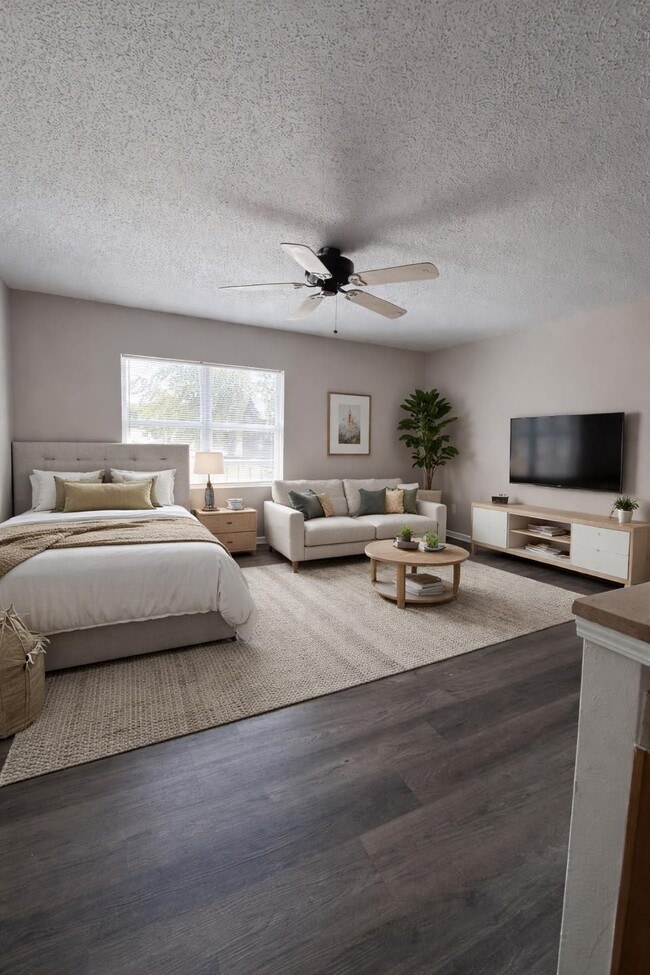 Photo - Spanish Oaks