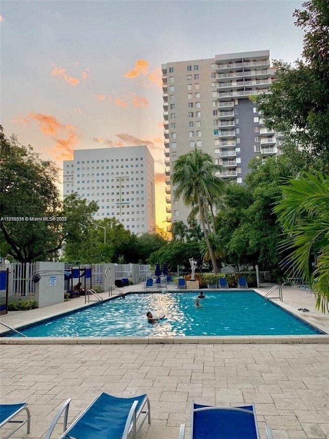 Building Photo - 850 N Miami Ave Unit W-710 Rental