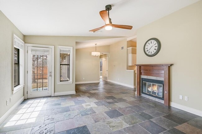 Photo - 7701 Grovedale Trail