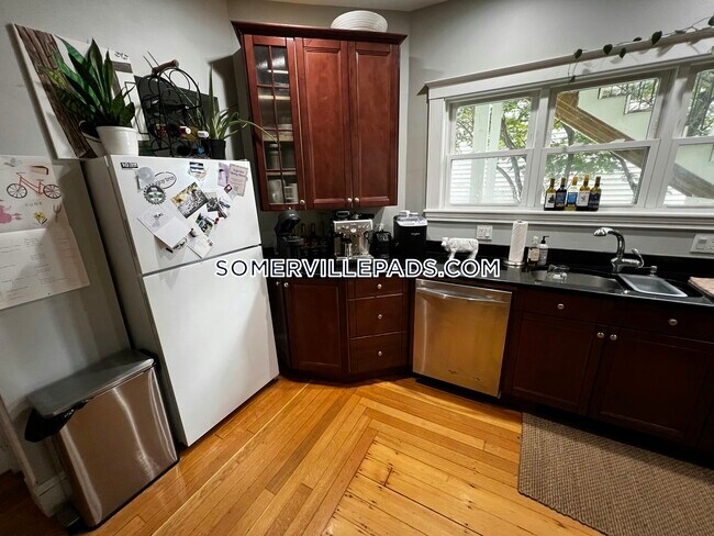 Photo - 39 Tennyson St. Unit 1A