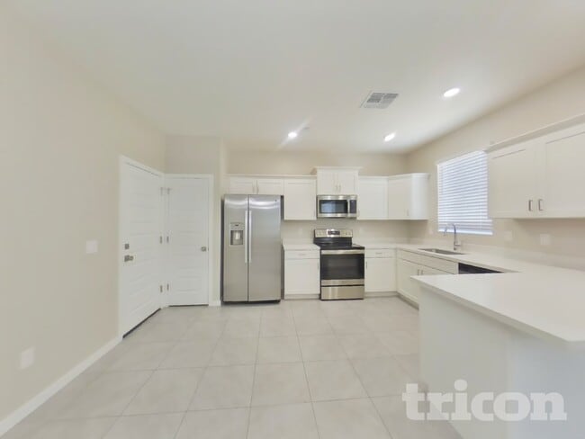 Photo - 4548 E Grandview St