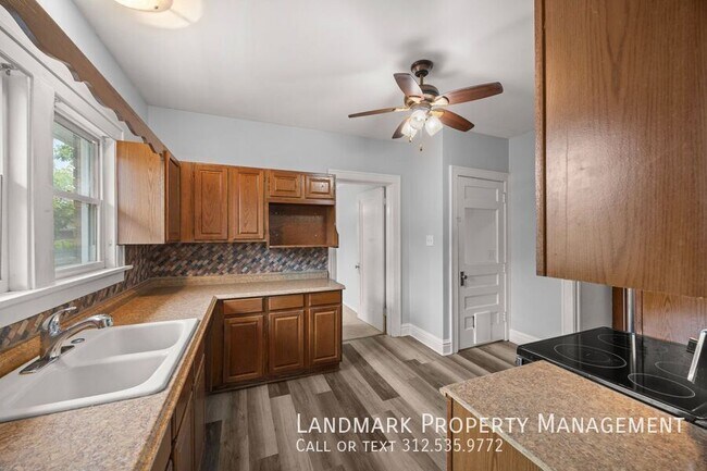 Photo - 617 Wilcox St