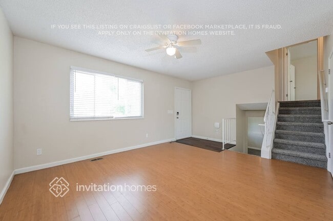 1240 W 135th Dr