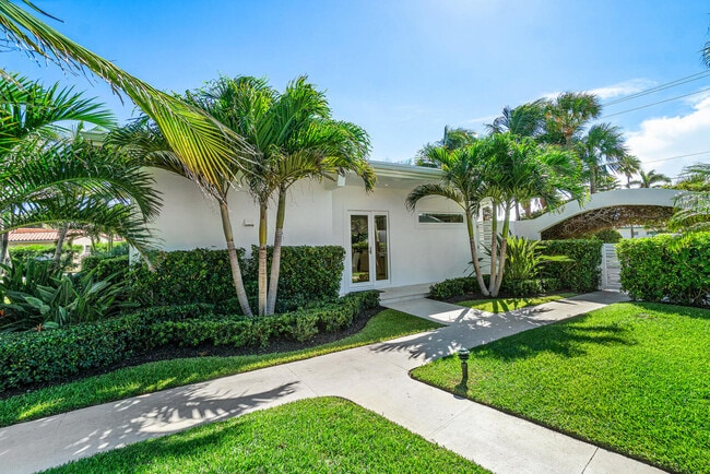 Photo - 1212 Hillsboro Mile