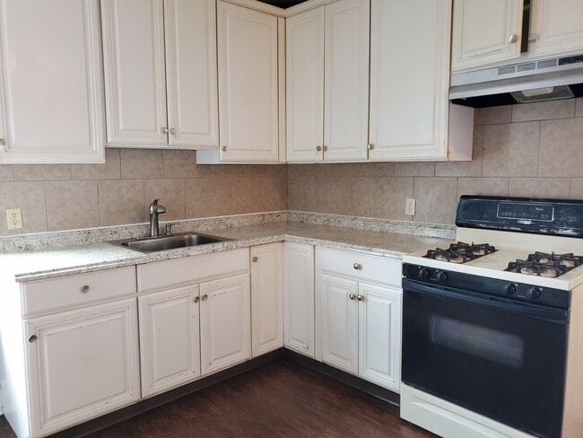Photo - 602 N Plum St Unit Apt. 2