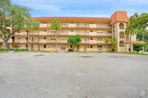 Building Photo - 6200 S Falls Cir Dr Unit 310 Rental