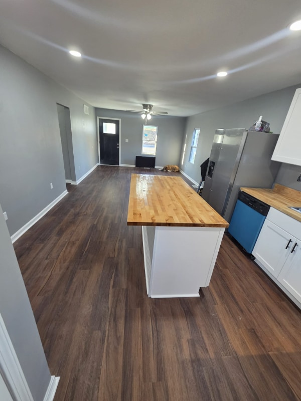 Photo - 513 N Miles St