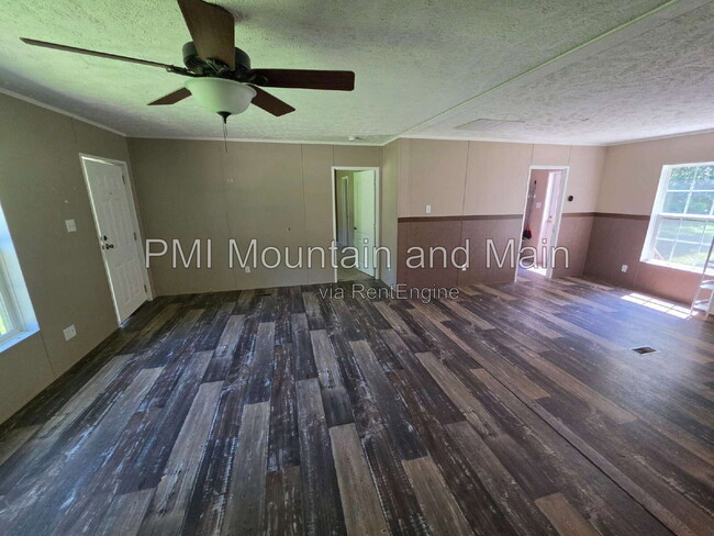Photo - 150 Porter Rd