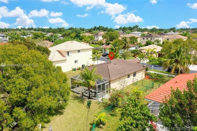 Photo - 450 SE 30th Dr