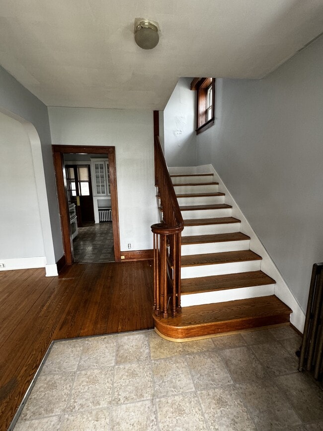 Photo - 439 Eagle School Rd