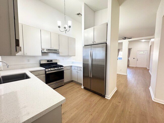 Photo - 28670 Landau Blvd Unit A