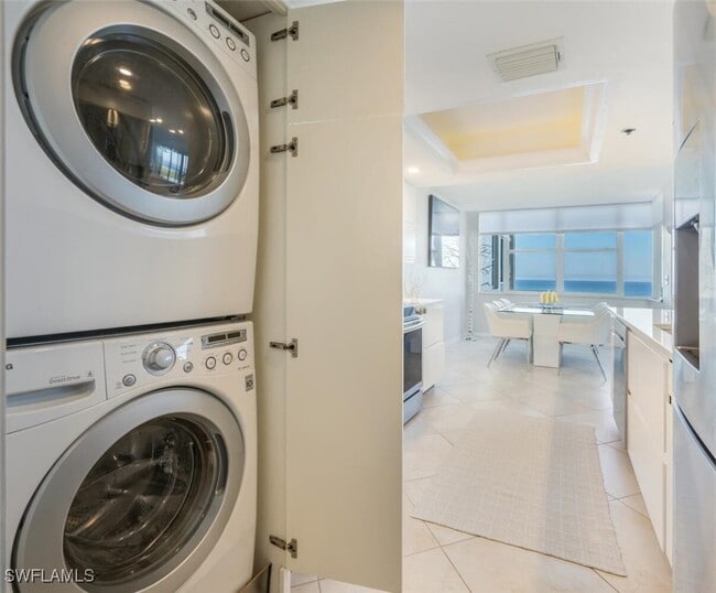 Building Photo - 5550 Heron Point Dr Unit 1903 Rental