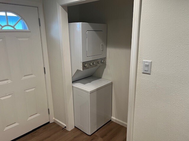 Photo - 535 Plymouth St Unidad A