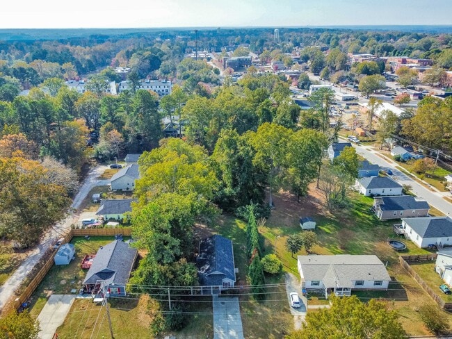 Photo - 338 E Spring St