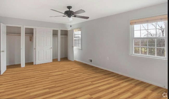 Building Photo - 113 Davis Ave SW Rental