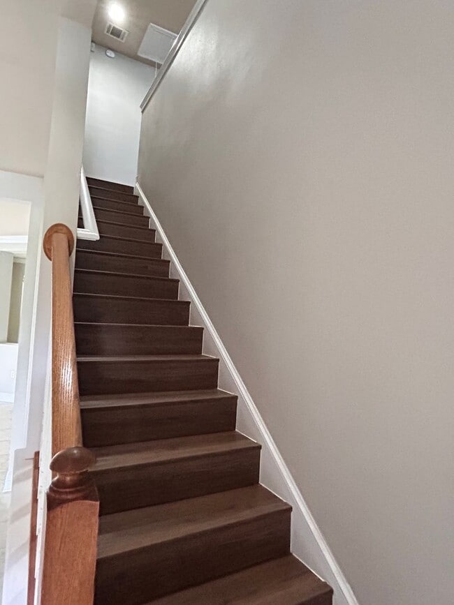 Photo - 5206 Lone Pine Ln