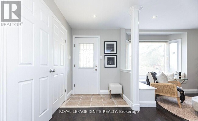 Photo - 878 Strouds Ln