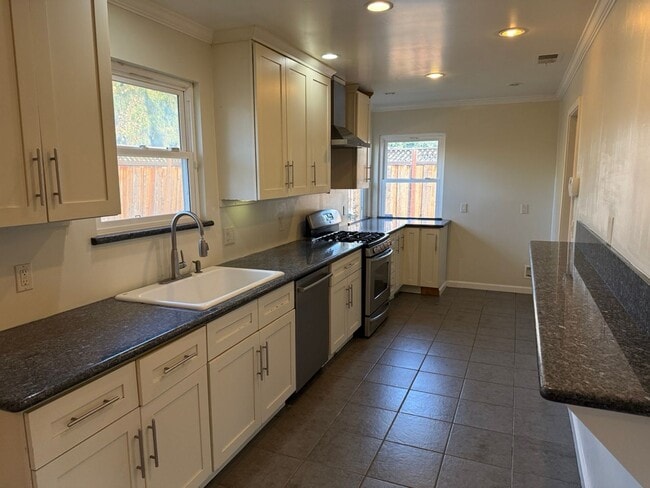 Photo - Updated 3 Bedroom 1 Bath Home in Desirable Santa Clara Location!