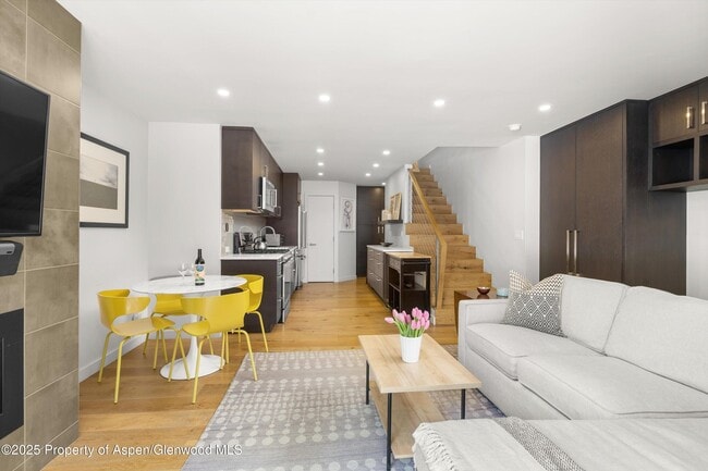 Photo - 250 S Original St Unit B