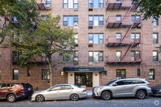 1-29 Bogardus Place