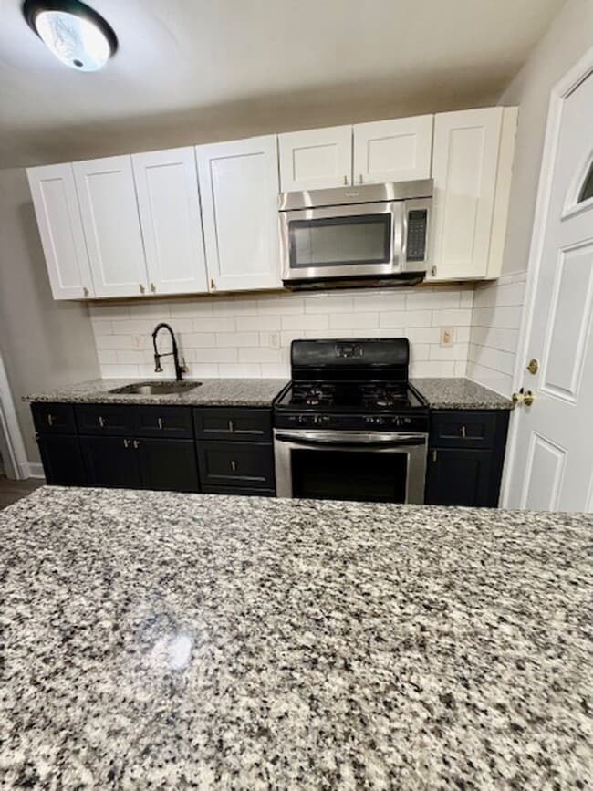 Building Photo - Highly Sought After City Neighborhood! Belair-Edison 2 Br/1 Ba Ready to go!