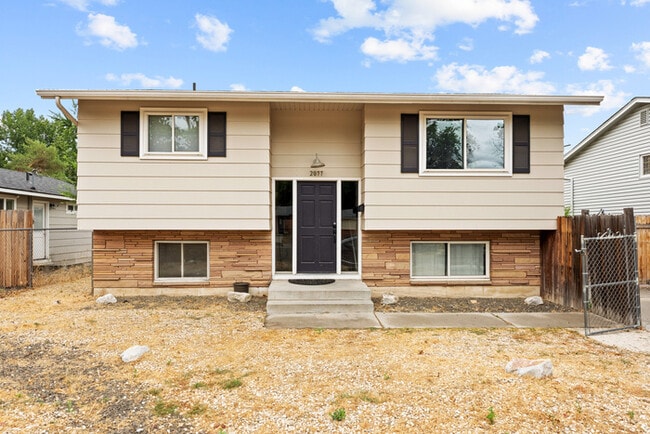 Building Photo - Spacious 4 Bedroom, 2 Bath Home on Boise Bench!