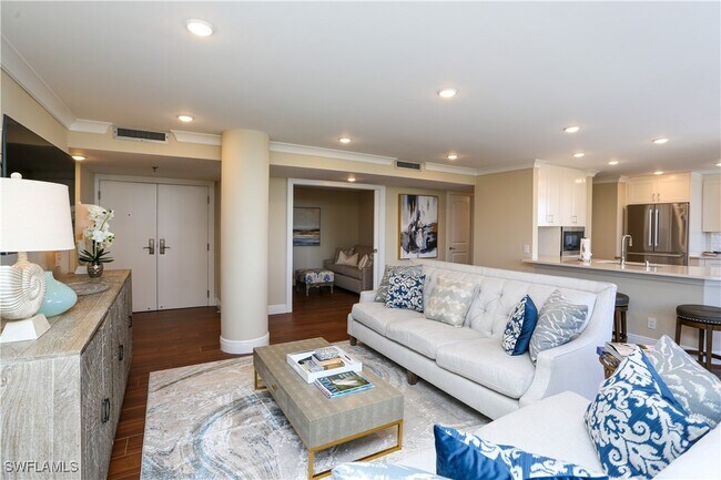 Photo - 4041 Gulf Shore Blvd N Unidad 305