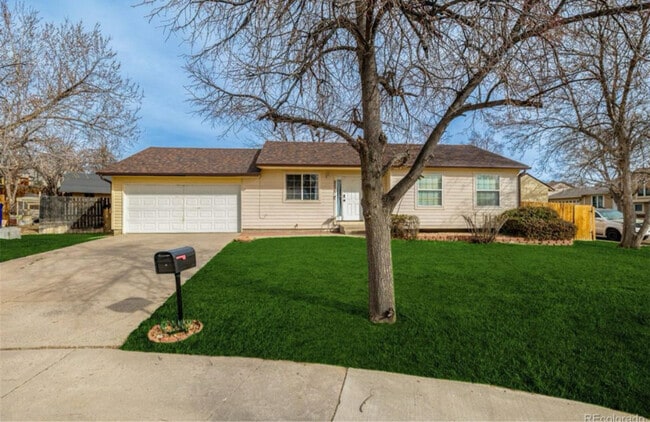 Photo - 16397 E Wyoming Dr