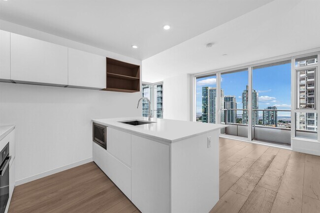 Photo - 6000 Mckay Av