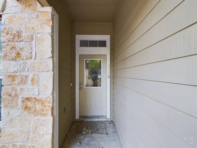 Photo - 401 Nelray Blvd