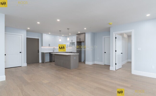 Building Photo - 340 Market St Rental