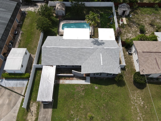 Photo - 11706 Oban Ave