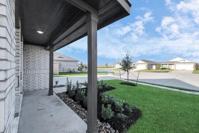 6510 Linden Leaf Dr