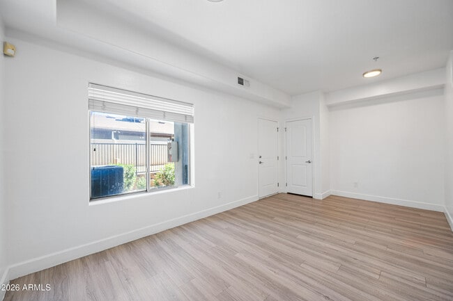 Photo - 4608 W Maryland Ave Unit 1176