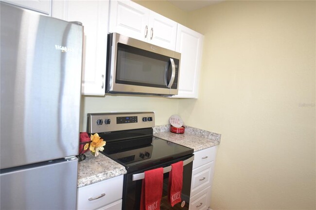 Photo - 2003 Greenbriar Blvd Condo Unit 3