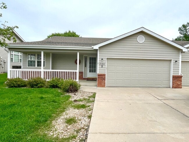 Photo - 201 Manor Ct