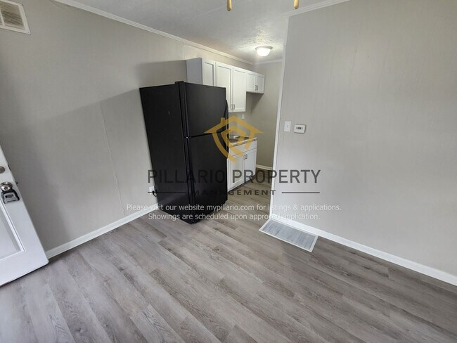 Photo - Updated 1 Bedroom, 1 Full Bath Unit in Mul... Unidad 301 Green St.