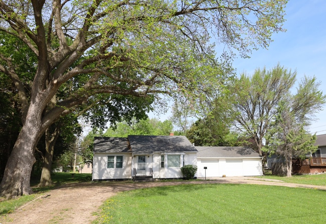 Photo - 214 S Shady Bend Rd
