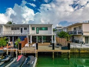 Photo - 830 Raymond St