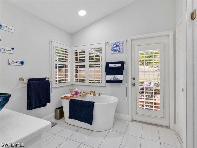Photo - 1256 Naples Lake Dr