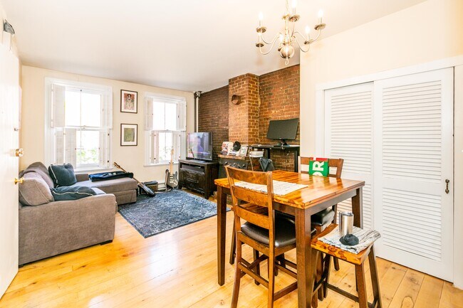Photo - 32 Irving St Unit 1