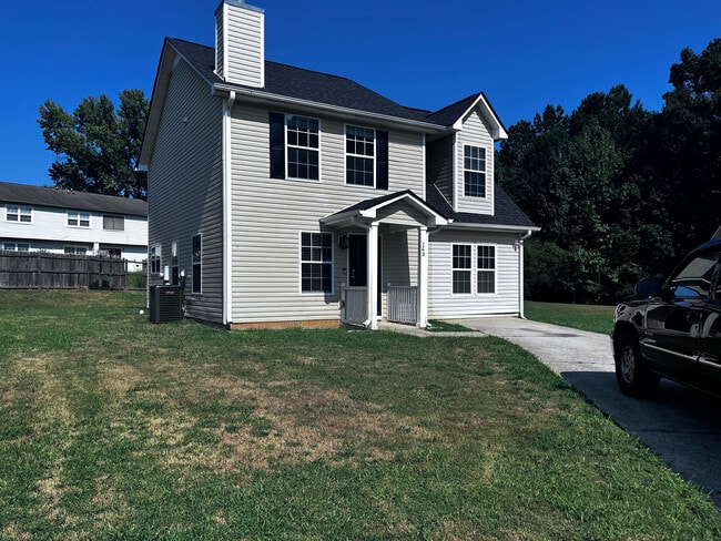 Room in Single Family Home on Woodwind Way