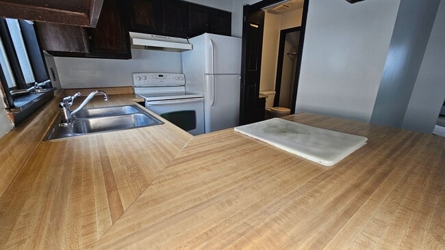 Photo - 63-69 Chambers Rd Unit 63 Chambers