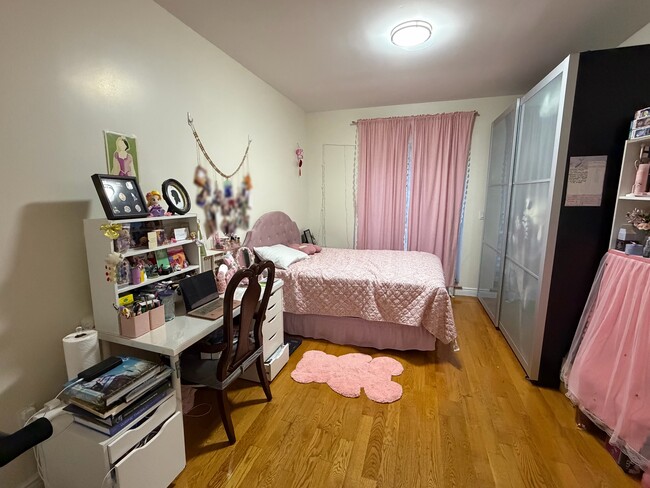Photo - 188 Bay 17th St Unit $1,300 Large Bedroom