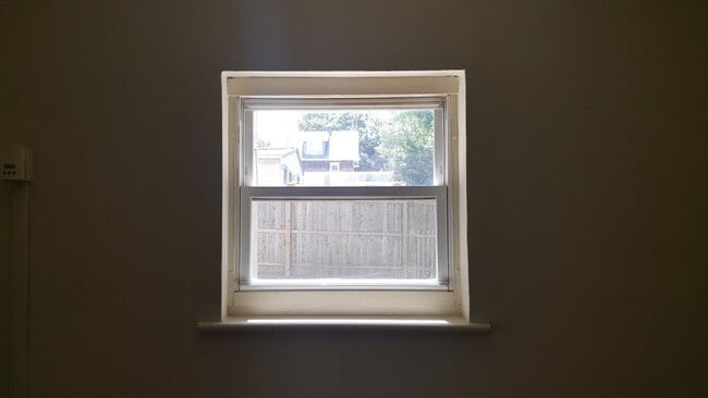 Photo - 1742 Easton Rd Unit B