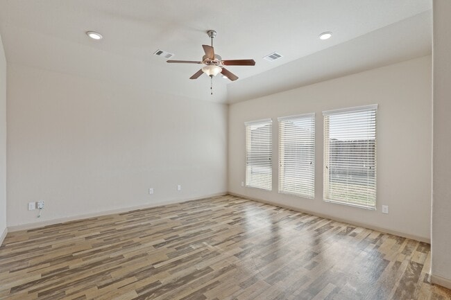 Photo - 5207 Corbridge Glen Ct
